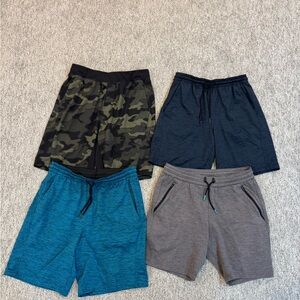 Men’s Zella Athletic Short Bundle. Size M